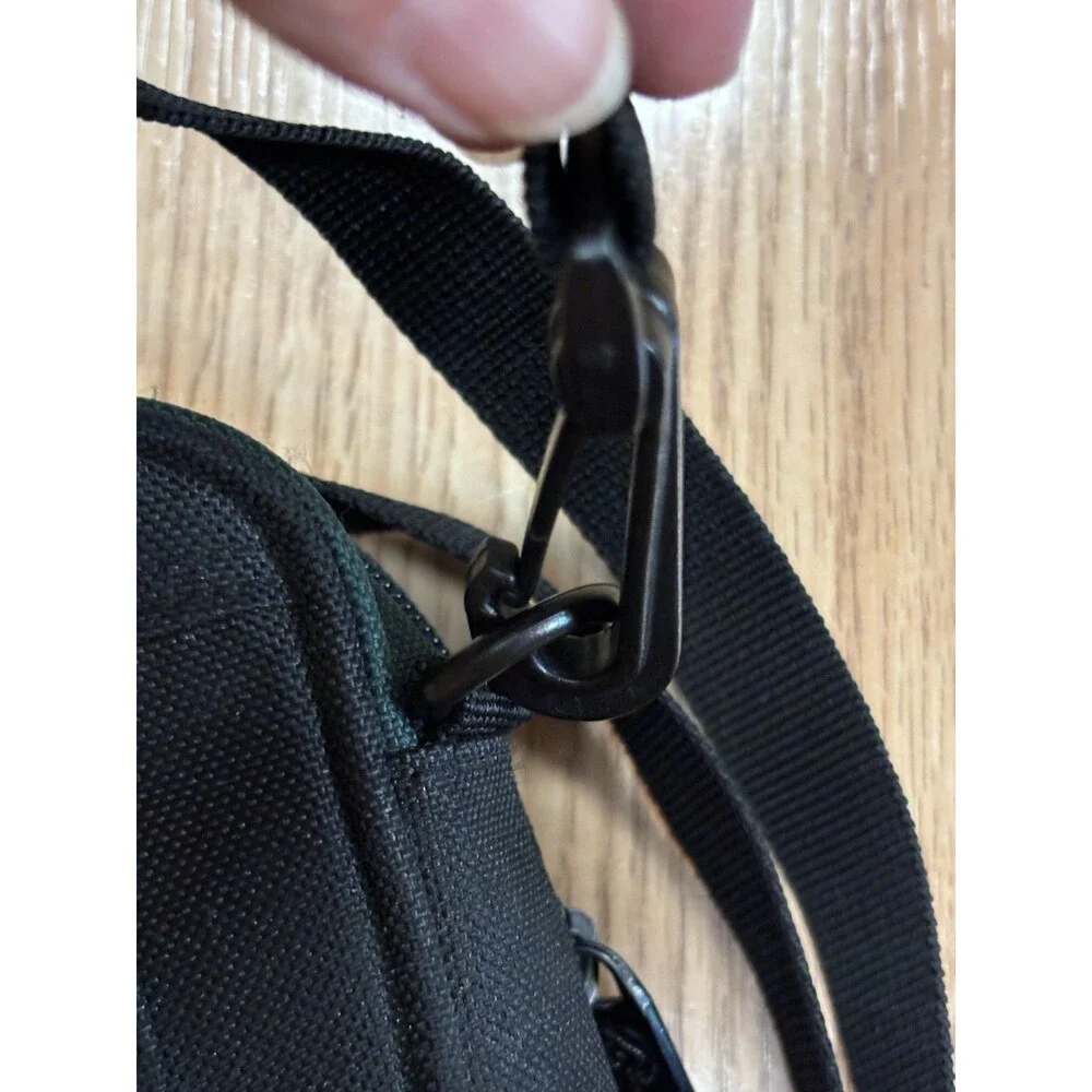 LOWEPRO Z10 5